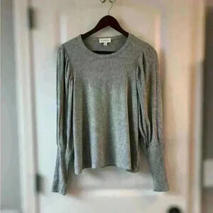 Evereve ribbed puff sleeve knit pullover